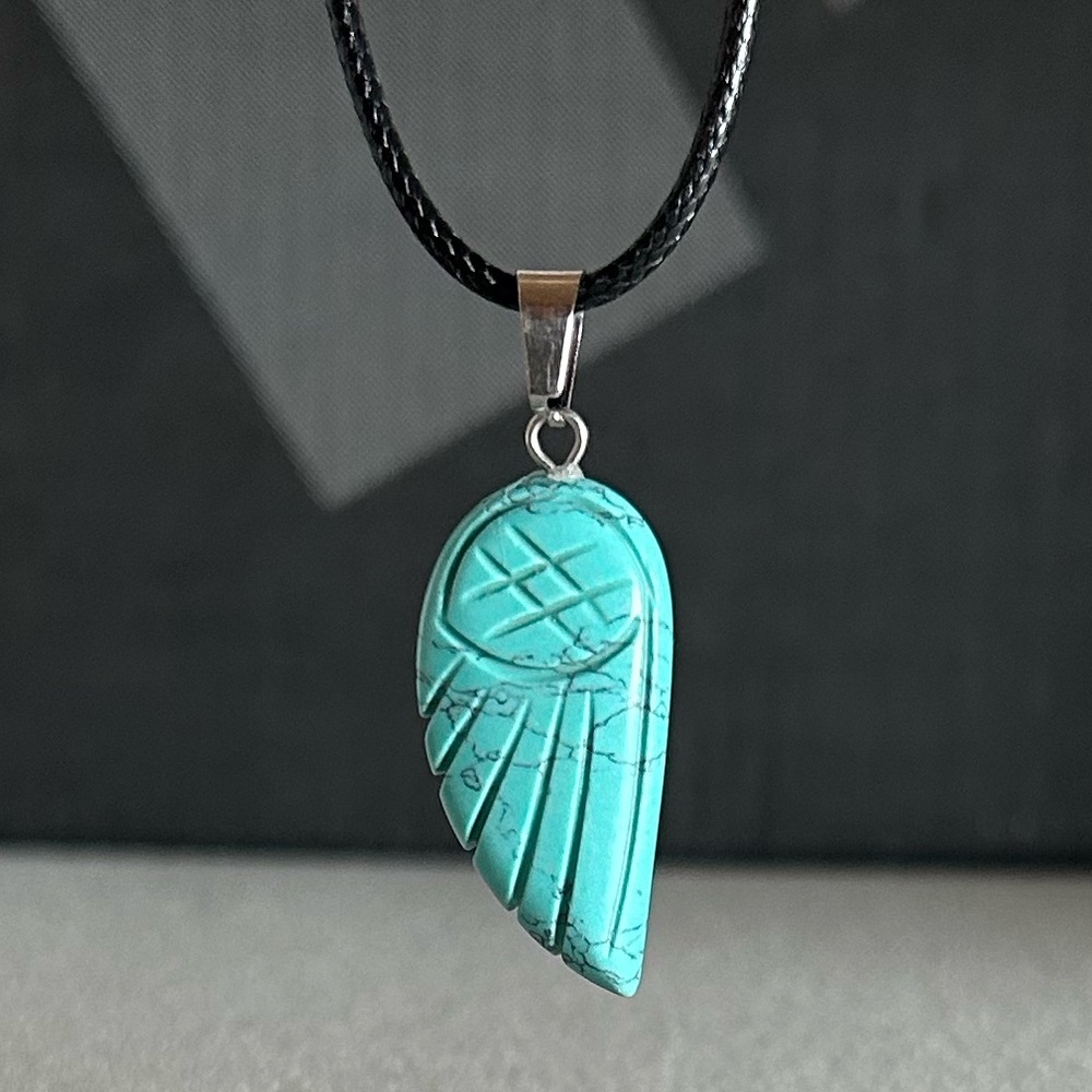 Blue Howlite Angel Wing Pendant Natural Crystal Gemstone Necklace